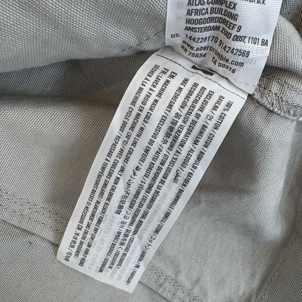Abercrombie & Fitch Women’s Camo Jacket - Picture 6 of 6